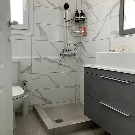 Helios Thalassa 82 Sqm *